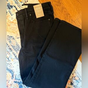 NWT kick out crop jeans